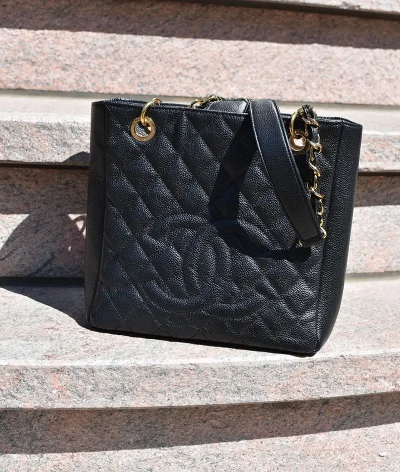 A guide to discontinued Chanel handbags