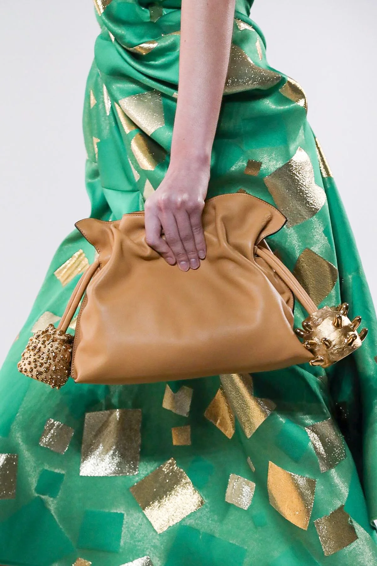 Loewe RTW FW20 Paris clutch