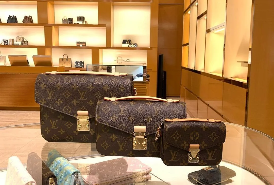 Louis Vuitton Pochette Metis Bag Guide