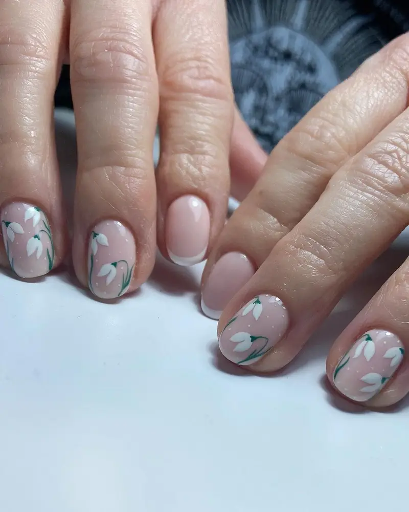 Snowdrop Nails