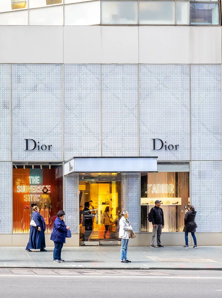 Fifth Avenue Shopping Guide