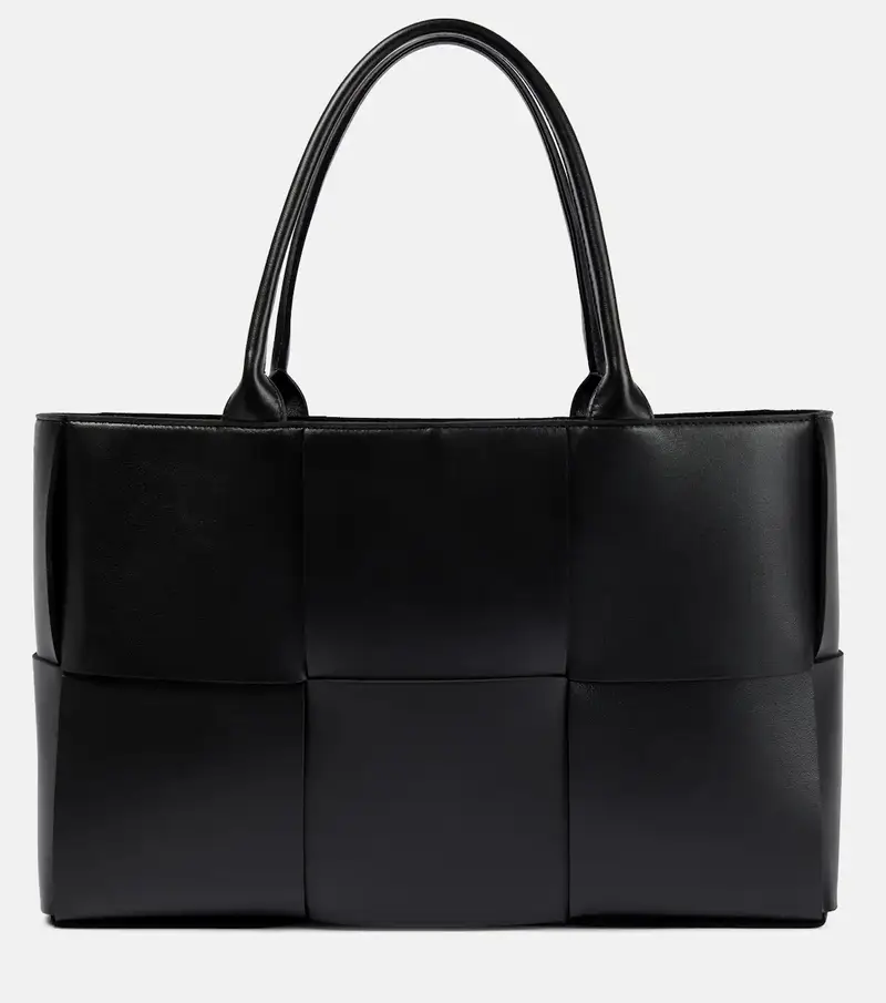 Bottega Veneta Medium Arco Tote