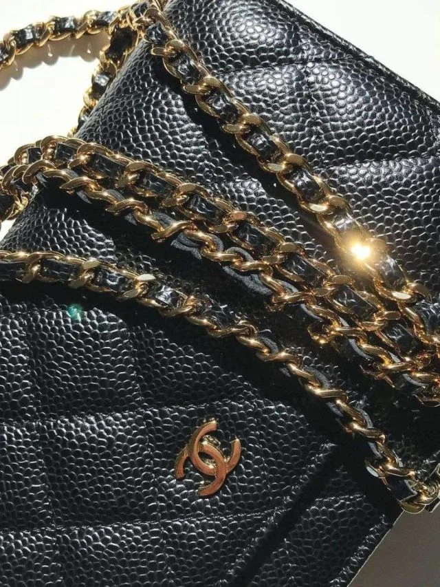 best designer wallets on chain story