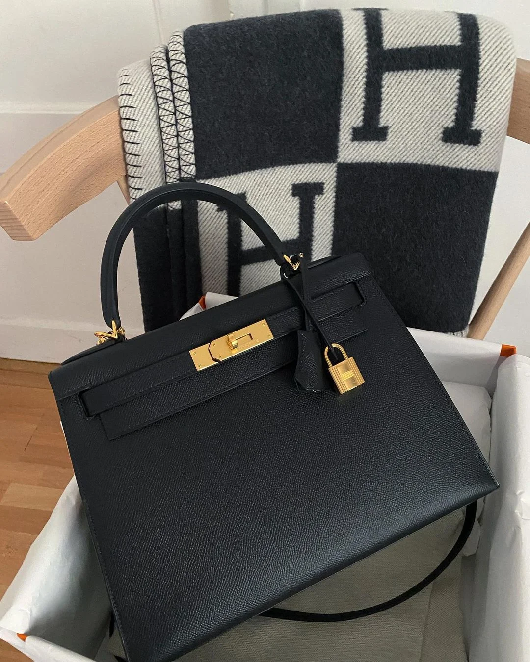 The 7 Best Hermes Kelly Bag Alternatives