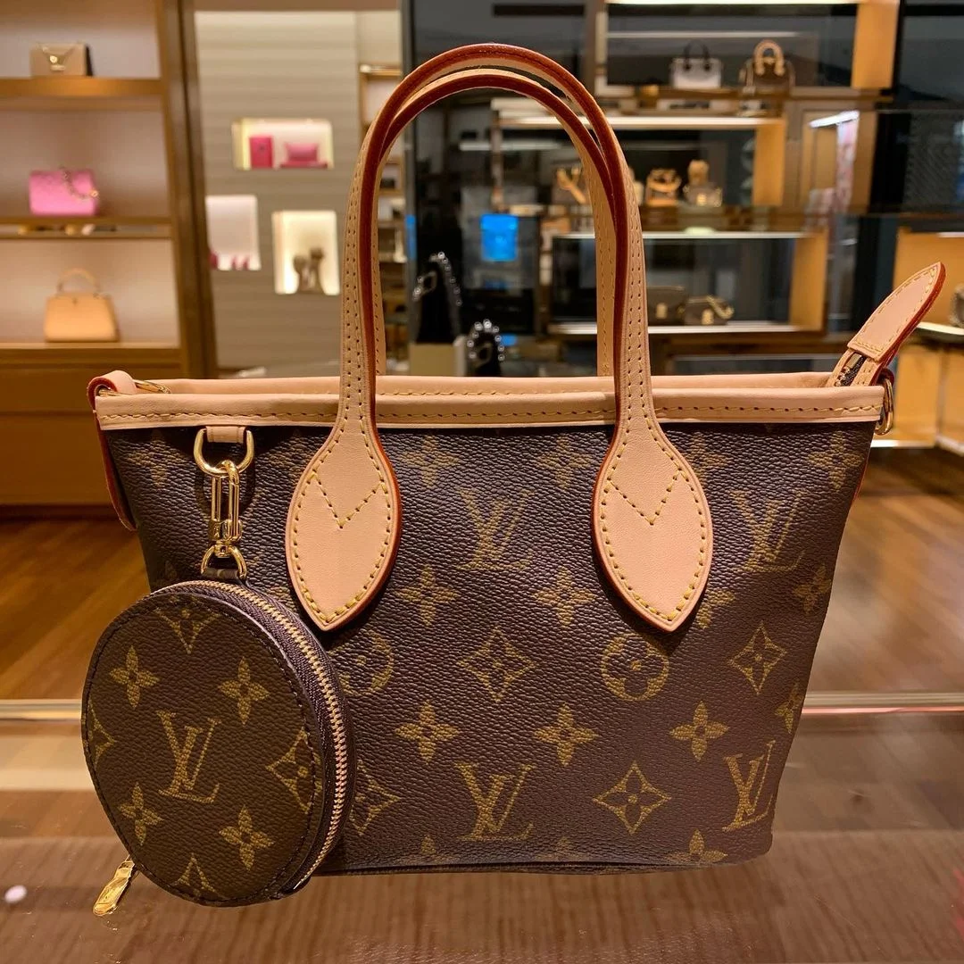 Louis Vuitton Neverfull BB
