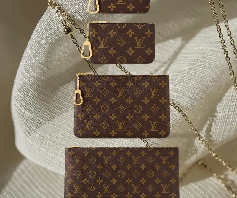 louis vuitton key pouch sizes