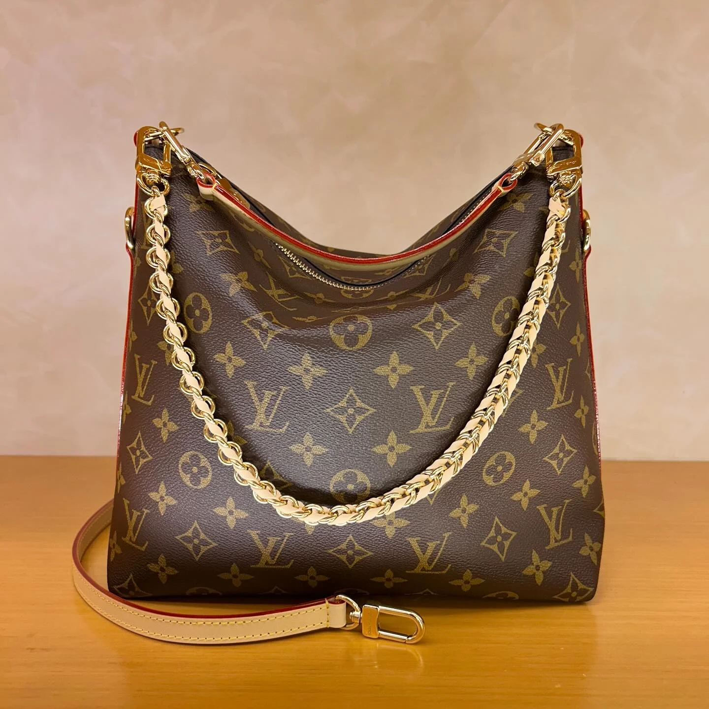 louis vuitton multipass bag design